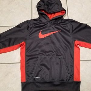 size youth M nike hoodie